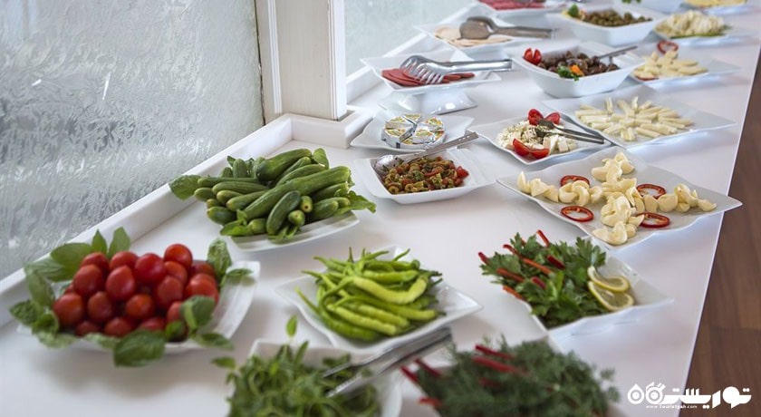 بوفه سلف سرویس هتل توتاو آدالیا